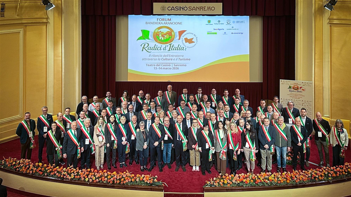 FORUM BANDIERA ARANCIONE RADICI D'ITALIA: il rilancio dell'entroterra attrave...